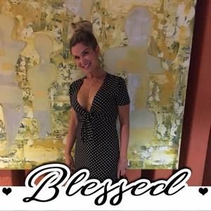 Meet your Posher, Rixie